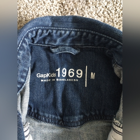 GAP Girls Size M Regular Icon Denim Jacket Gap for Good Jean Trucker - Picture 2 of 4